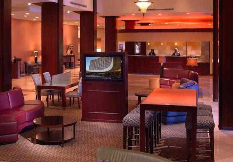 Chicago Marriott Oak Brook Hotel Exterior photo